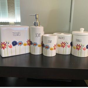Rae Dunn bathroom set